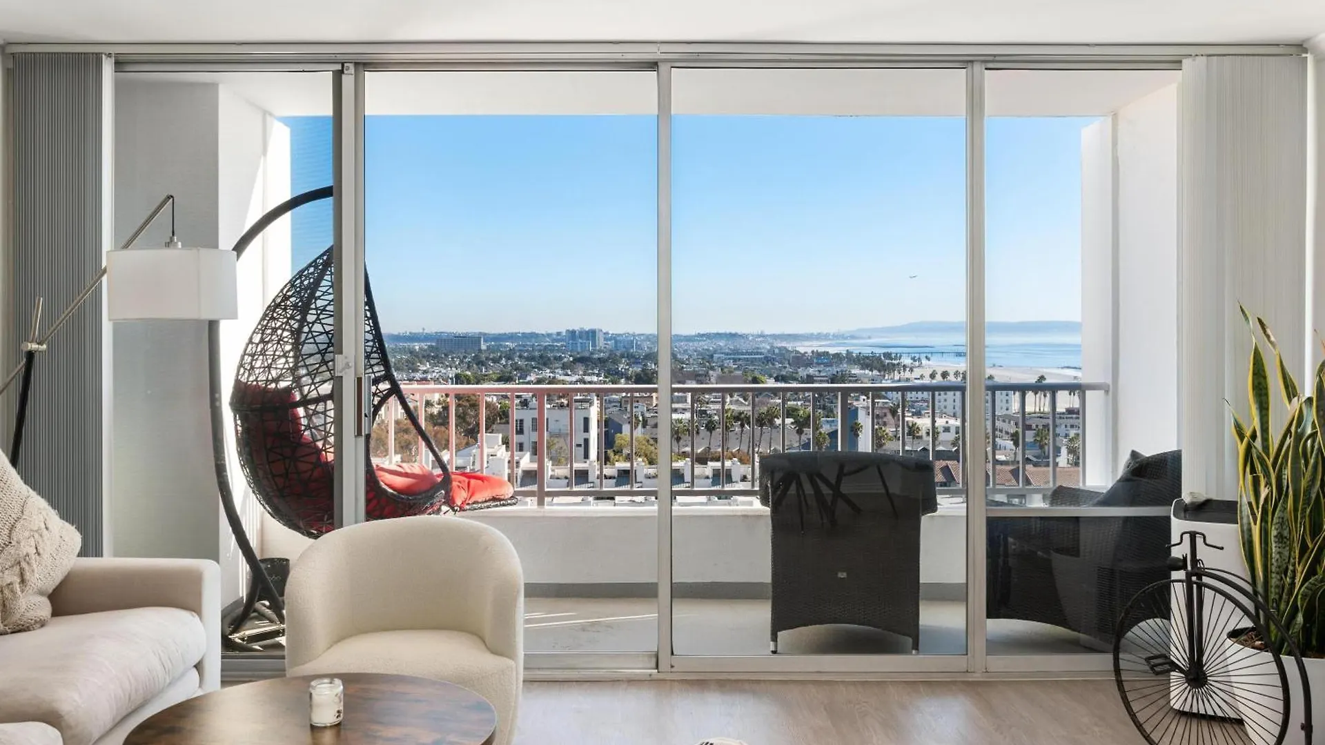 Apartment Santa Monica Escape Your Haven Of Relaxation Los Angeles